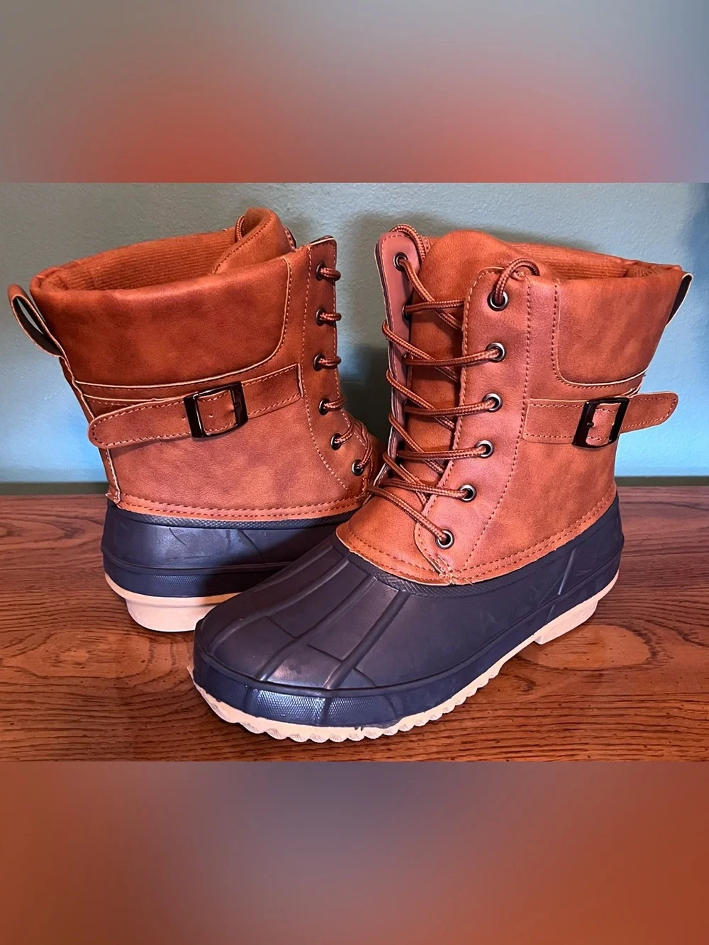 Brand new Women’s Torrid duck boots size 8WW